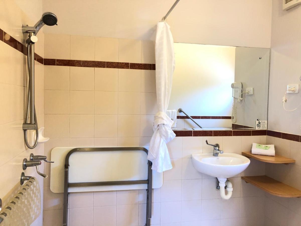 Higgins Lane Motel Margaret River Екстер'єр фото
